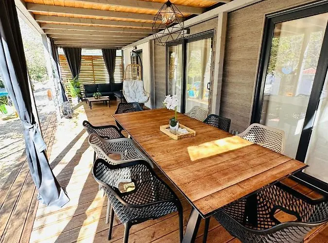 Sandra Homes Дом отдыха